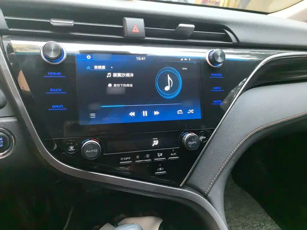Toyota Camry 2020