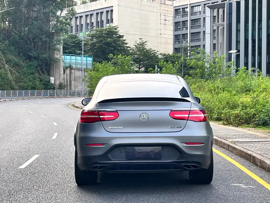 Mercedes-Benz GLC Coupe AMG 2018 — фото 10