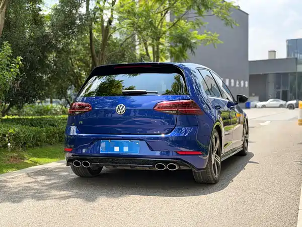 Volkswagen Golf 2020