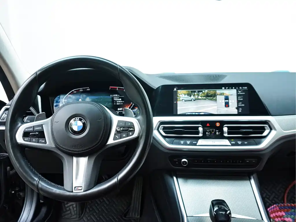 BMW 3 Series 2021 — фото 16