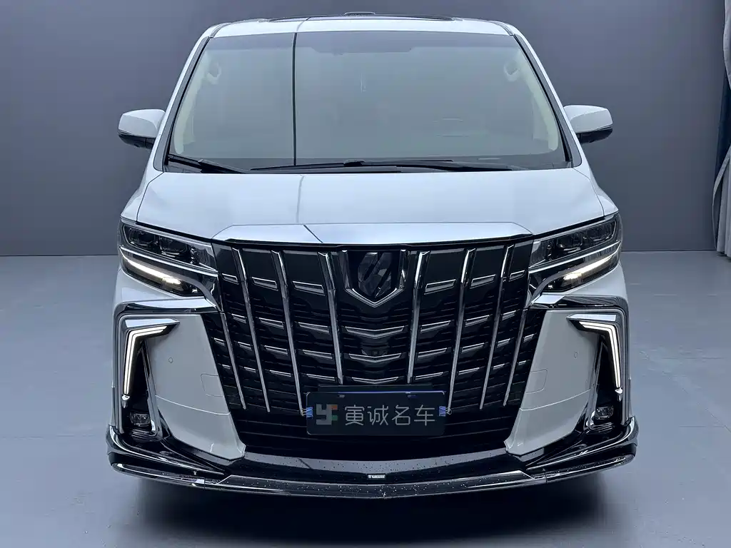 Toyota Alphard 2018 — фото 2