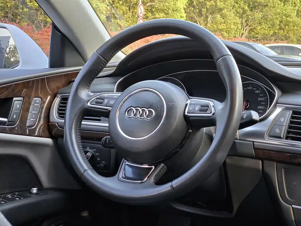 Audi A7 2014 — фото 10