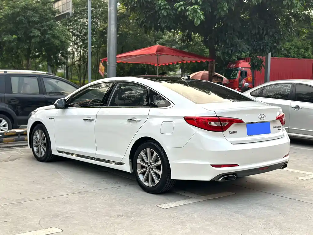 Hyundai Sonata 2015 — фото 6