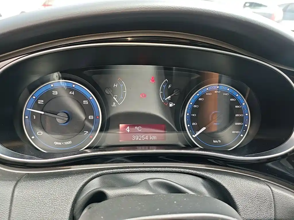 Fiat Viaggio 2015 — фото 12