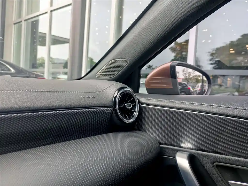 Mercedes-Benz A-Class 2021 — фото 14