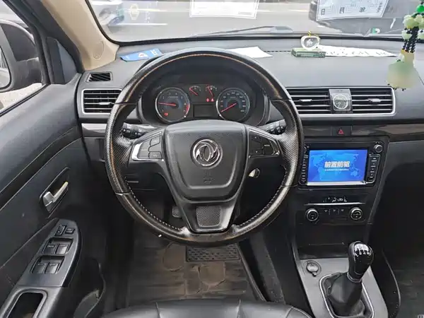 Dongfeng Scenery 370 2016