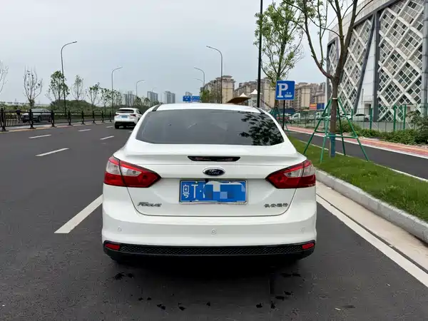 Ford Focus 2012