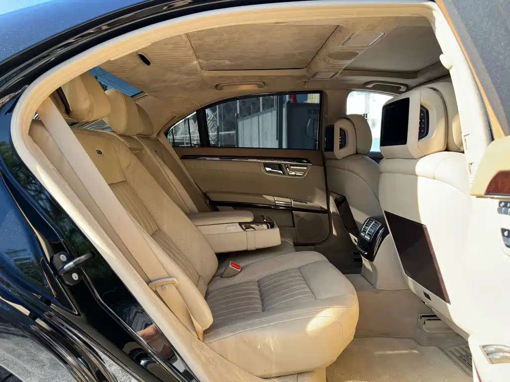 Mercedes-Benz S-Class 2010 — фото 15
