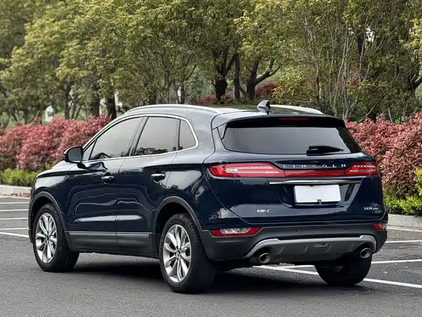 Lincoln MKC 2020