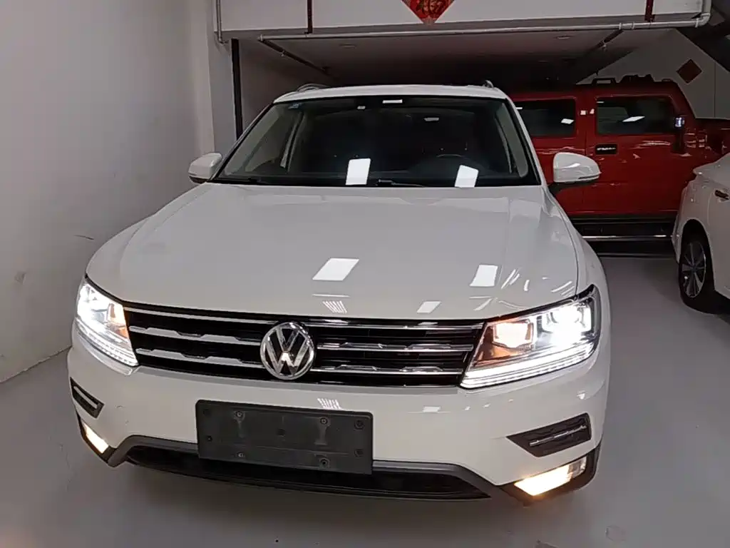 Volkswagen Tiguan L 2020 — фото 3