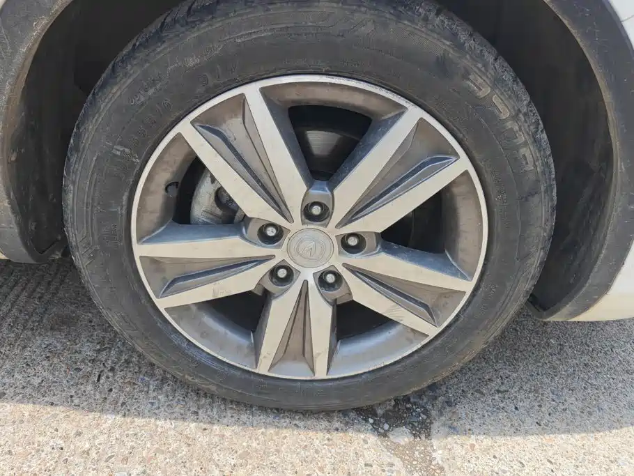 Changan Eado XT 2017