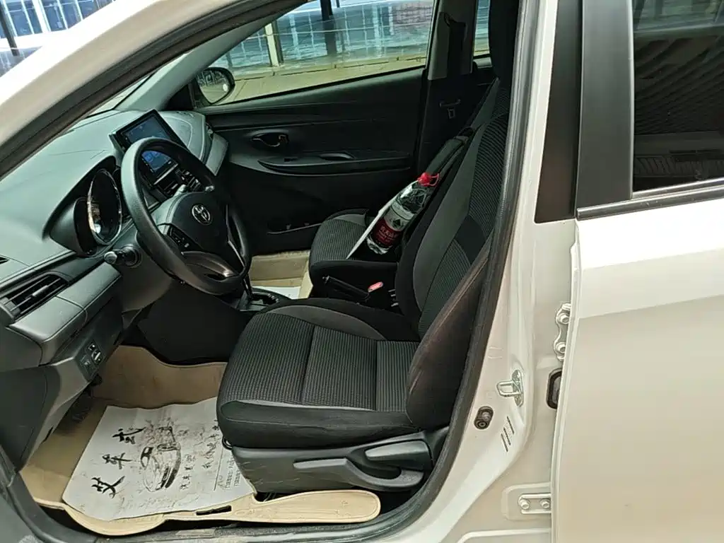 Toyota Vios FS 2023 — фото 15