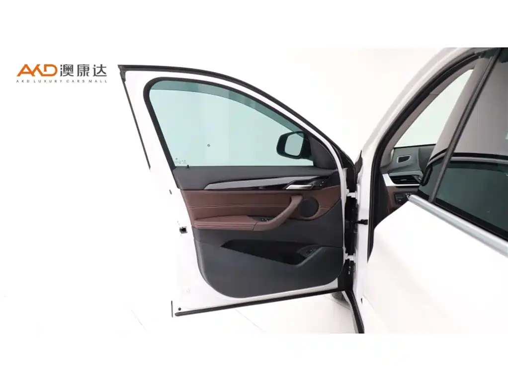 BMW X1 2020 — фото 10
