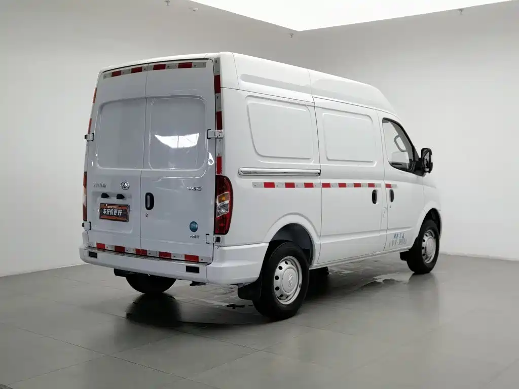 Maxus V80 2023