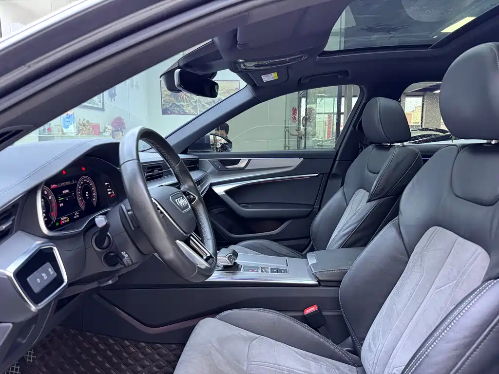 Audi A6L 2021