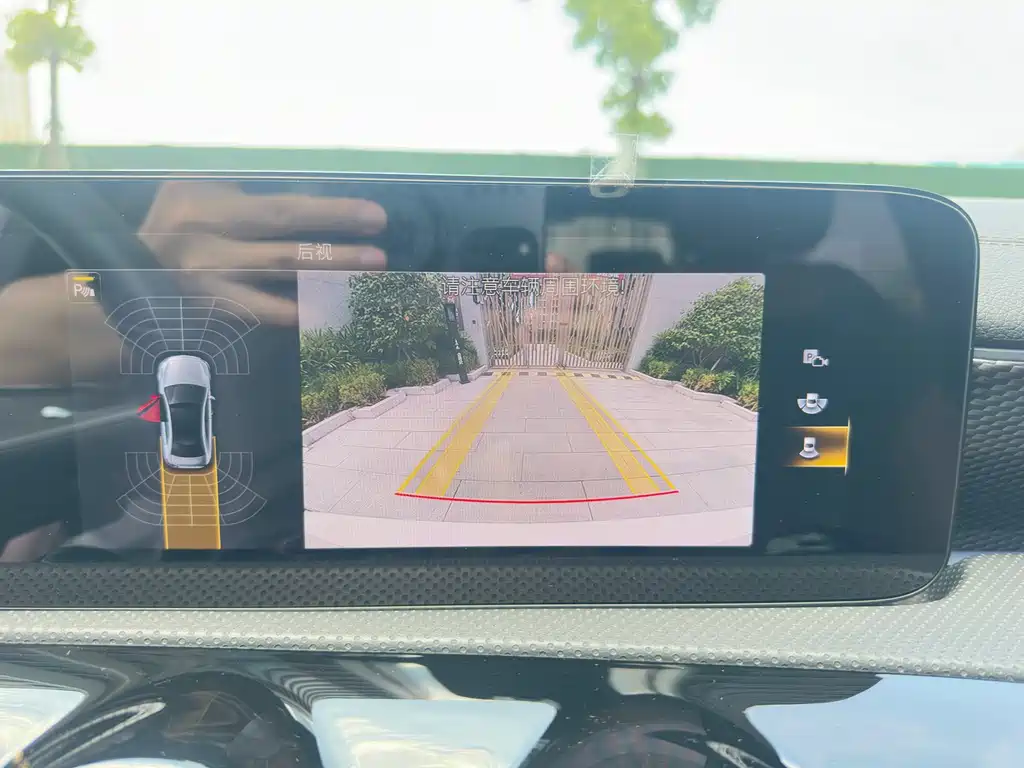 Mercedes-Benz A-Class 2021 — фото 24
