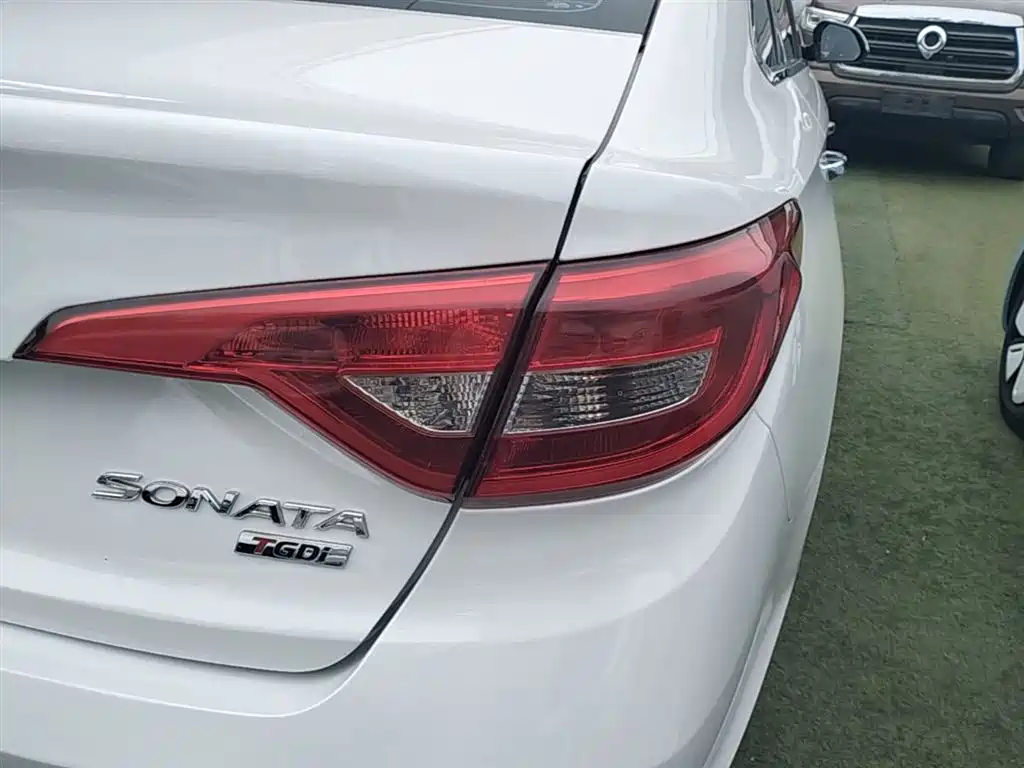 Hyundai Sonata 2016 — фото 8