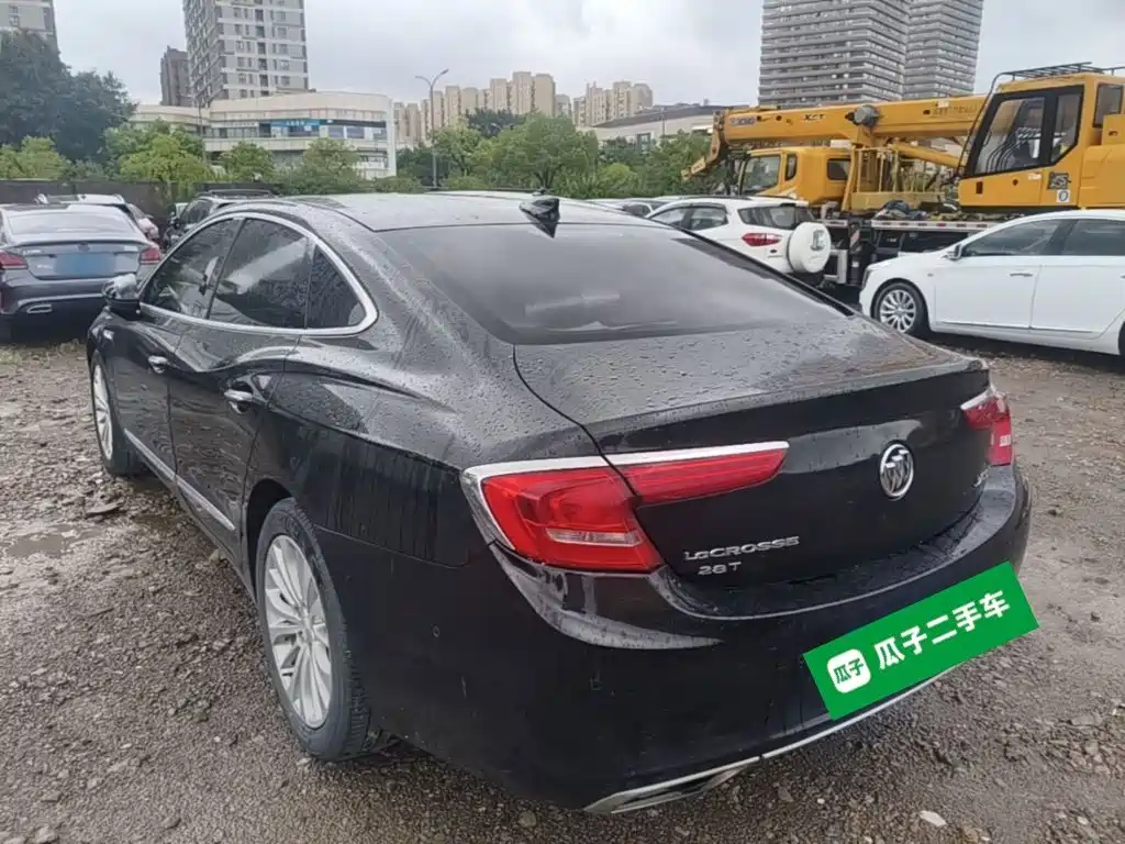 Buick LaCrosse 2018 — фото 11