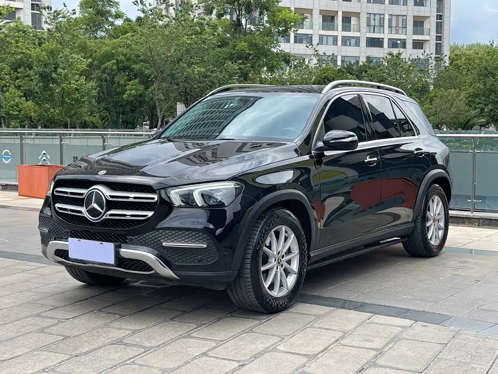 Mercedes-Benz GLE 2022 — фото 1