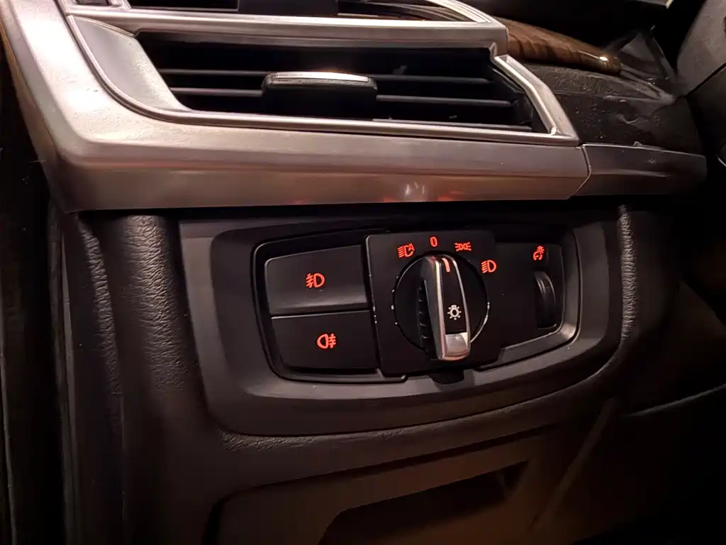 BMW X5 2015 — фото 12