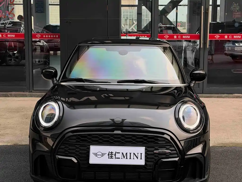 MINI MINI 2022