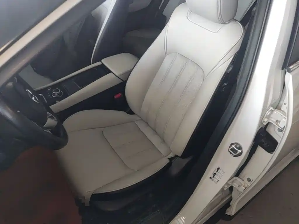 Mazda CX-4 2016 — фото 14