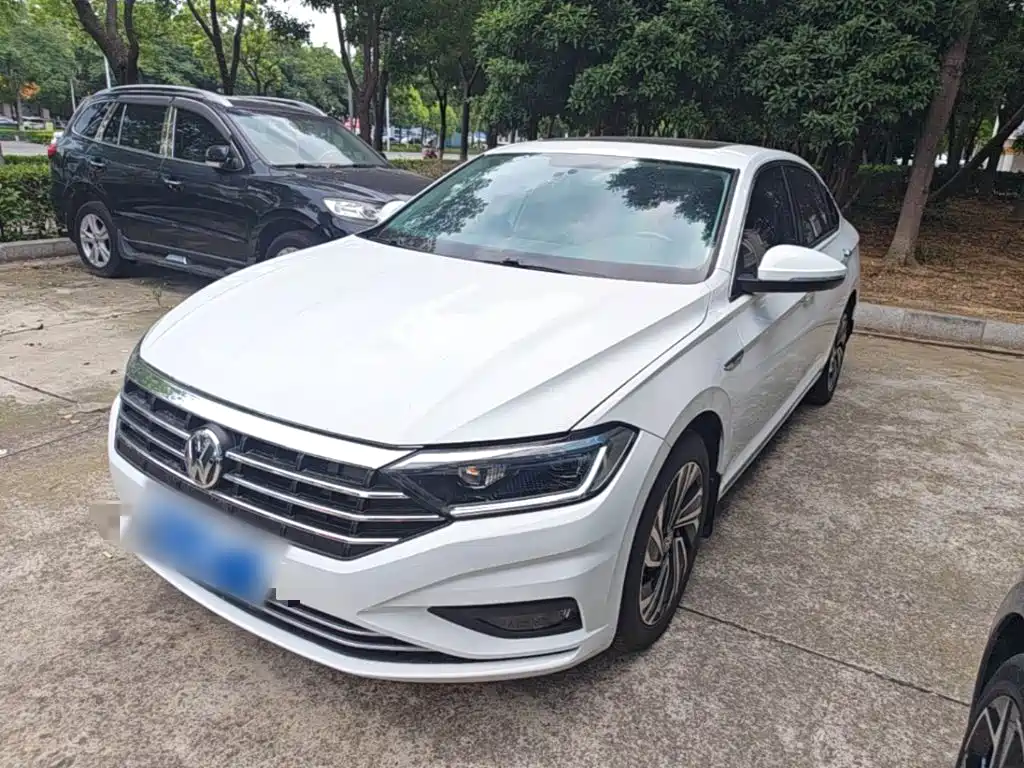 Volkswagen Sagitar 2022