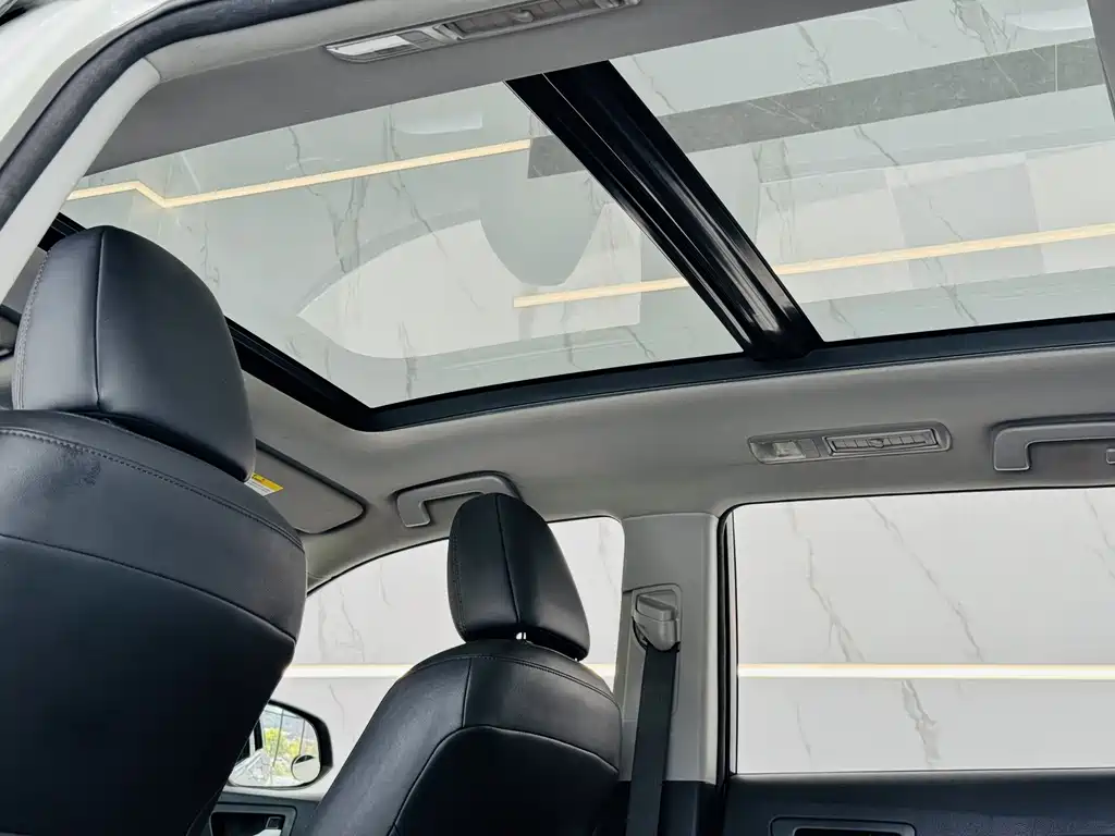 Toyota Highlander 2017 — фото 14