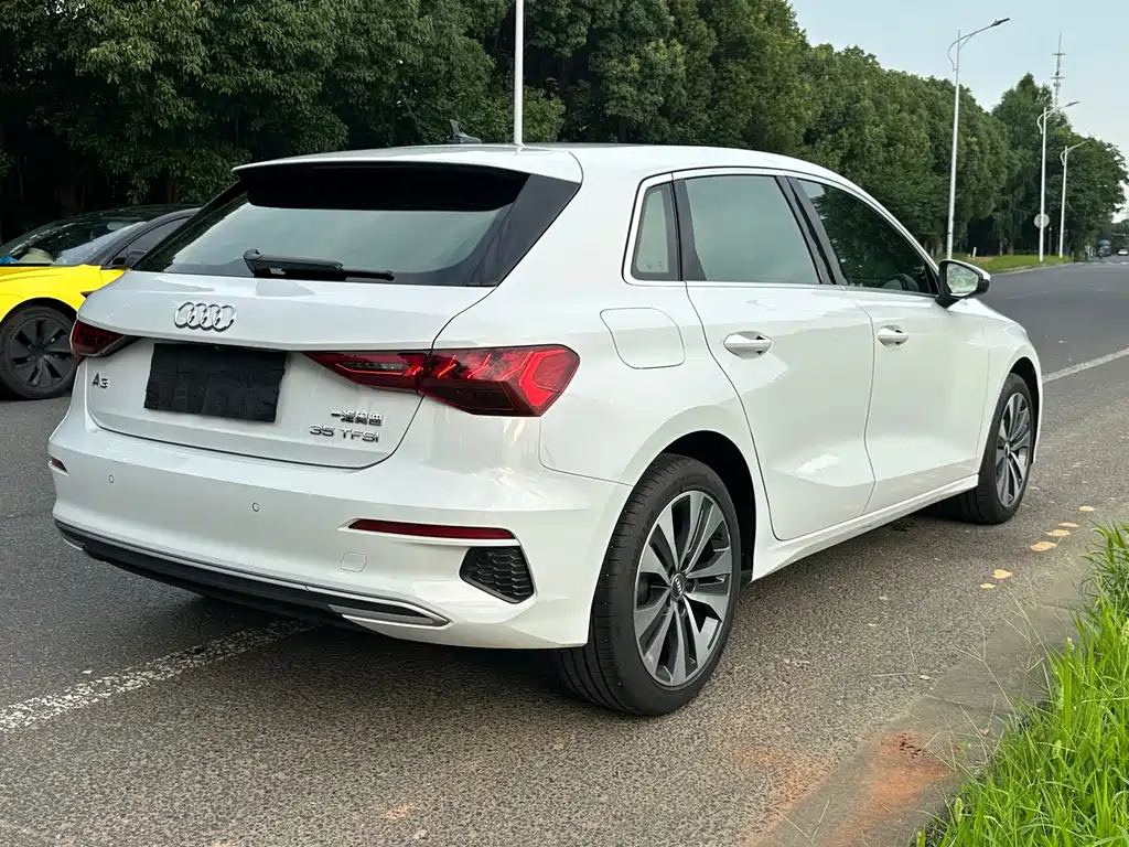 Audi A3 2021 — фото 11
