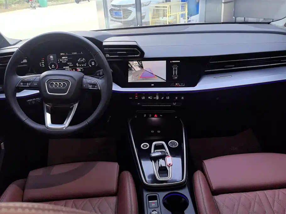 Audi A3 2025 — фото 12