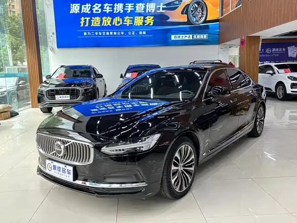 Volvo S90 2022