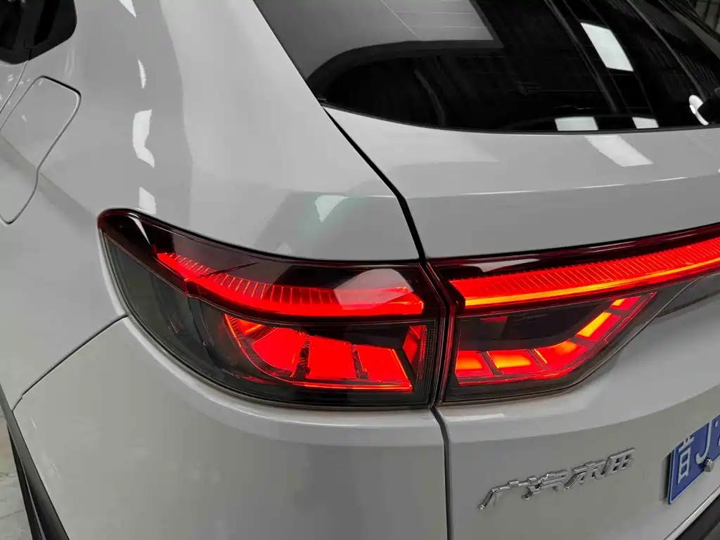 Honda Vezel 2024 — фото 19