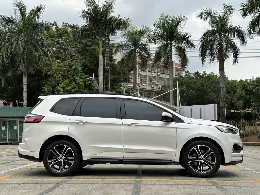 Ford Edge 2020 — фото 4