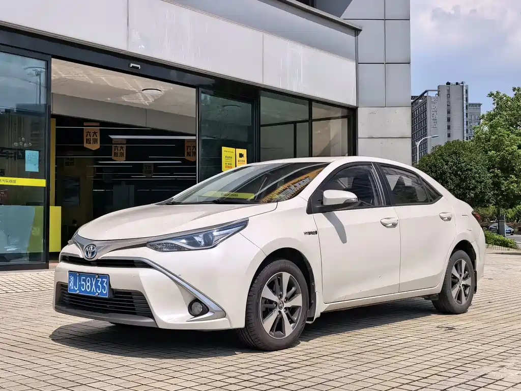 Toyota Levin 2019 — фото 1
