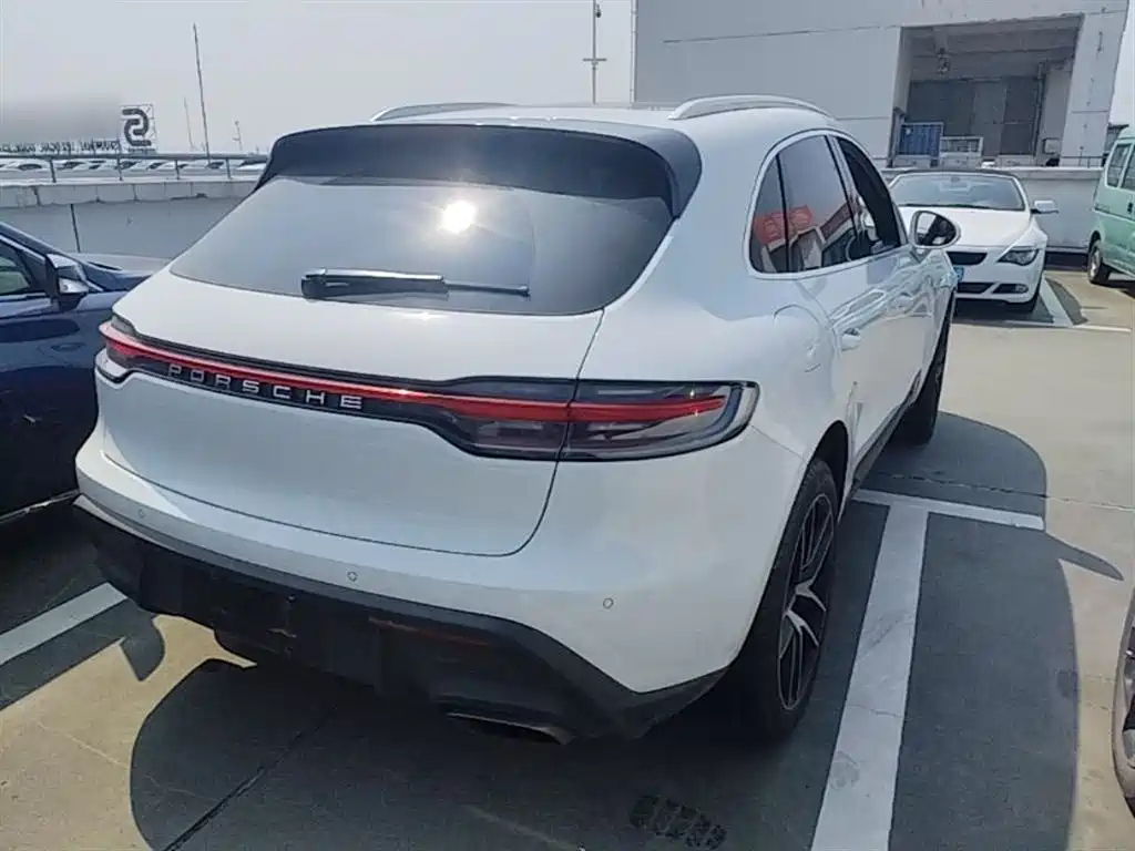 Porsche Macan 2022 — фото 7
