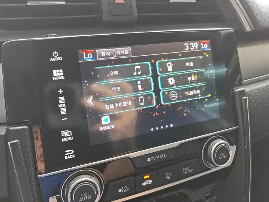 Honda Civic 2018 — фото 13