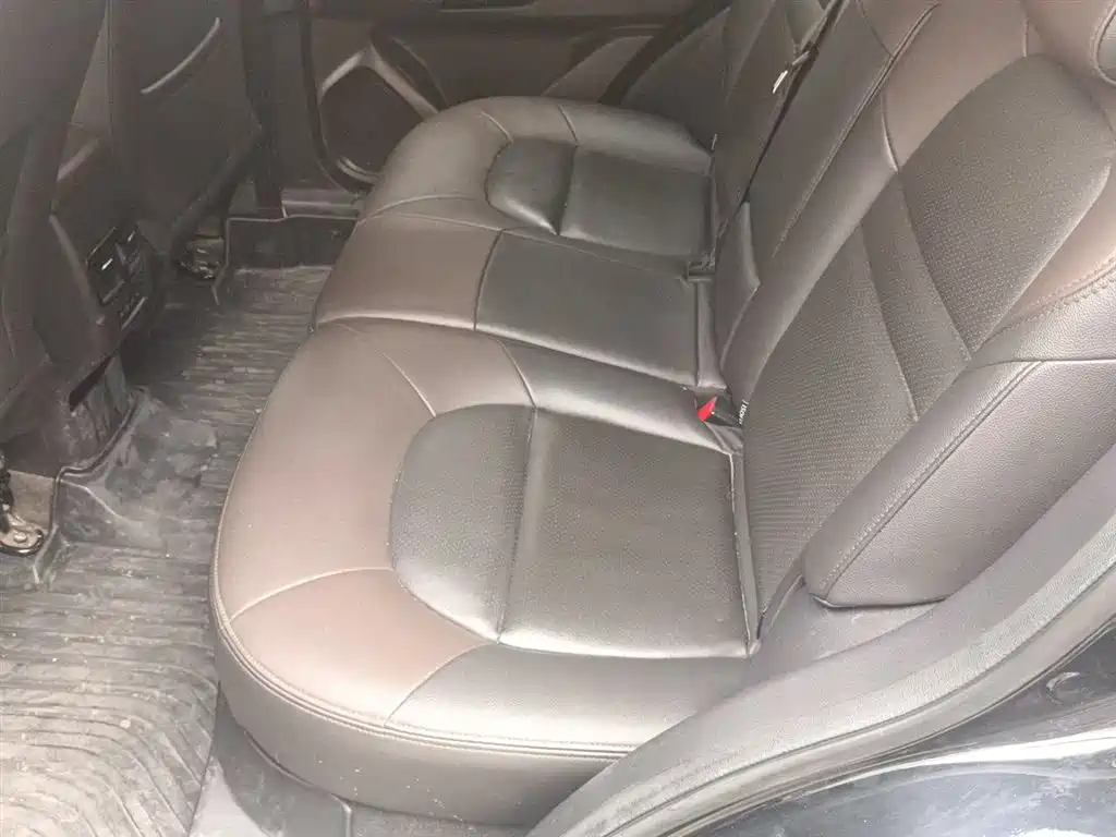 GAC Motor Trumpchi GS4 2016 — фото 15