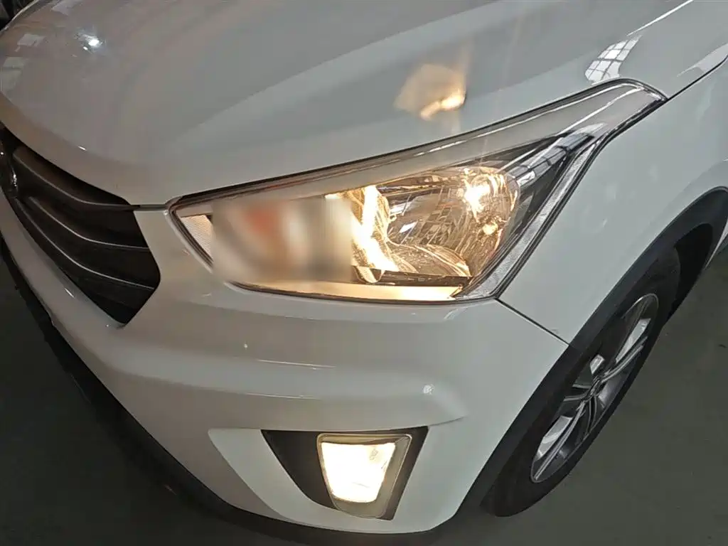 Hyundai ix25 2017 — фото 24