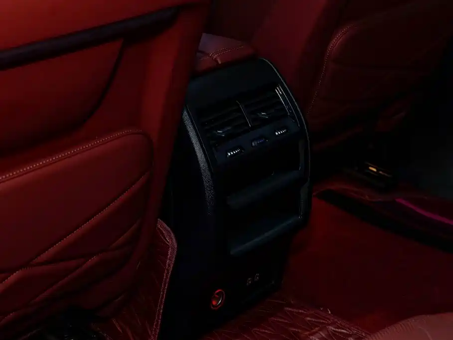 BMW X5 2023 — фото 11