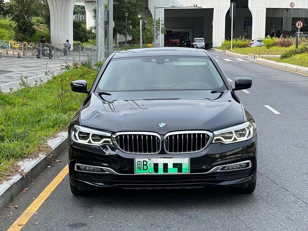 BMW 5 Series New Energy 2018 — фото 2