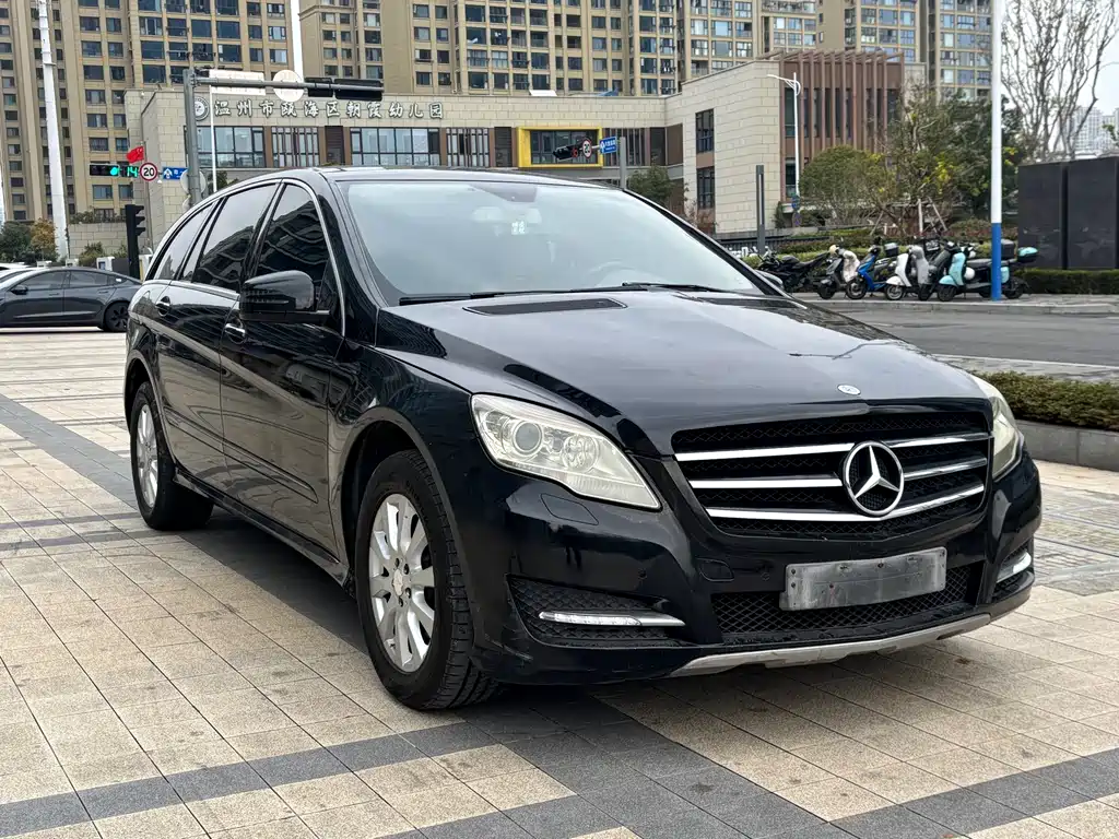 Mercedes-Benz R-Class 2011 — фото 1