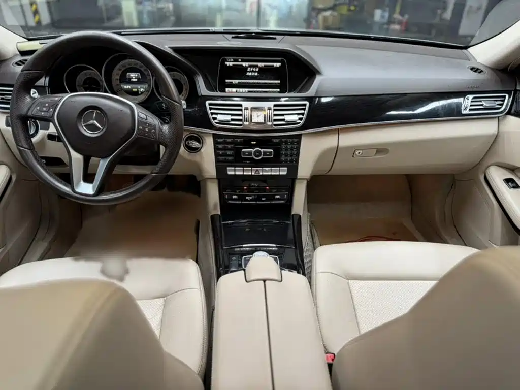 Mercedes-Benz E-Class 2014 — фото 15