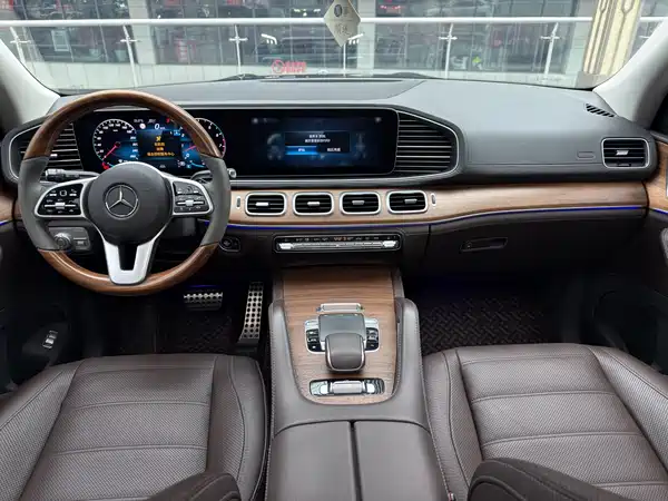 Mercedes-Benz GLS 2020