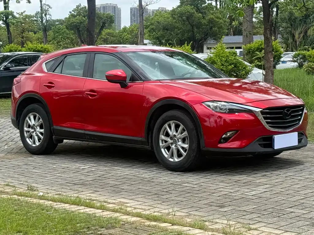 Mazda CX-4 2017 — фото 20