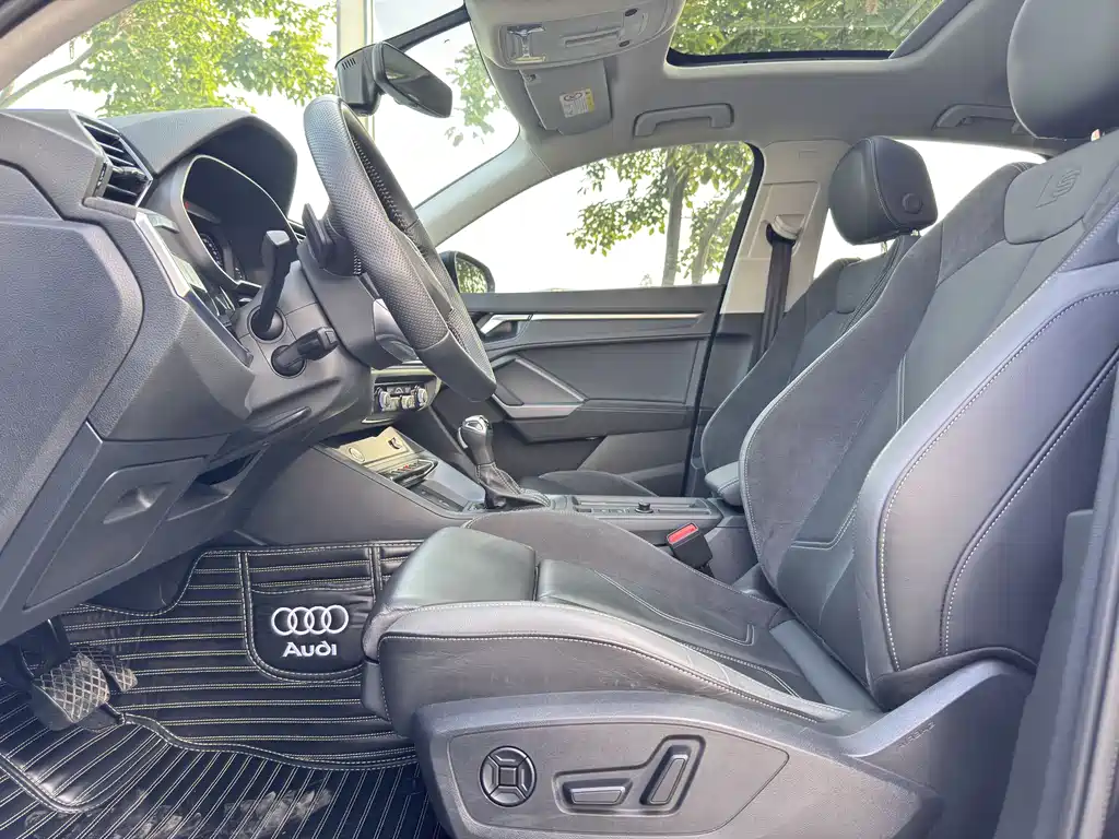 Audi Q3 Sportback 2021 — фото 10