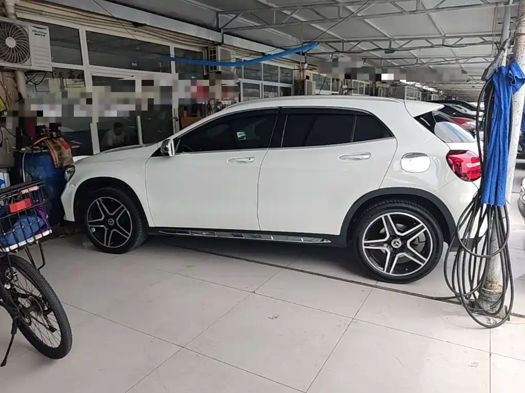 Mercedes-Benz GLA 2019