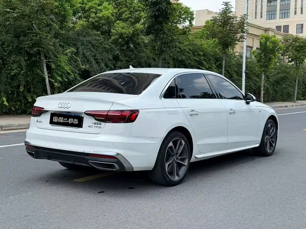 Audi A4L 2020 — фото 7