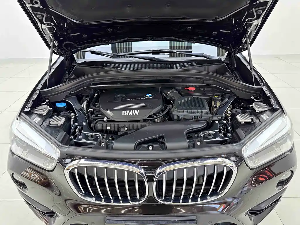 BMW X1 2018 — фото 9