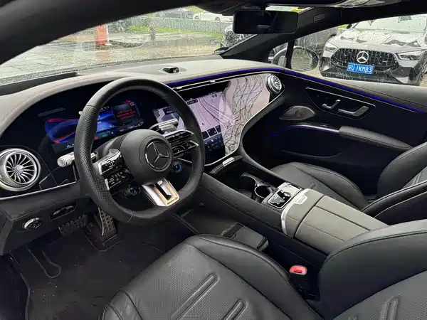 Mercedes-Benz EQS AMG 2025