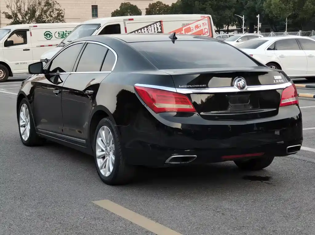 Buick LaCrosse 2015 — фото 6